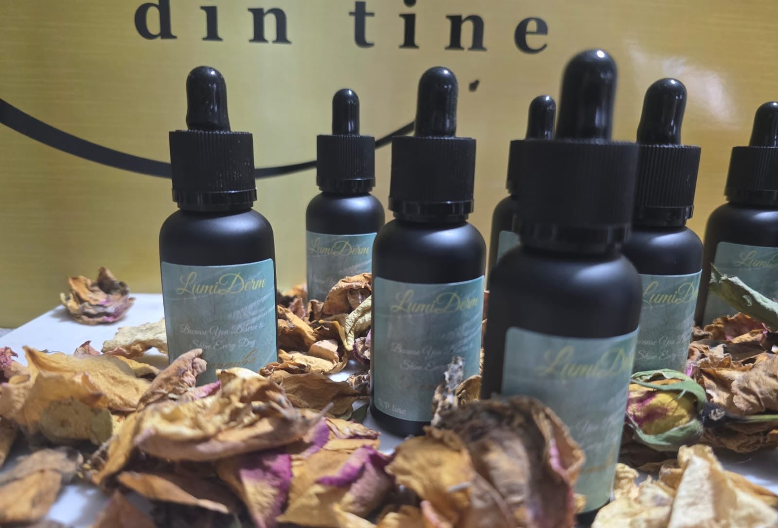 Lumi Derm - Face serum - E - Canuba